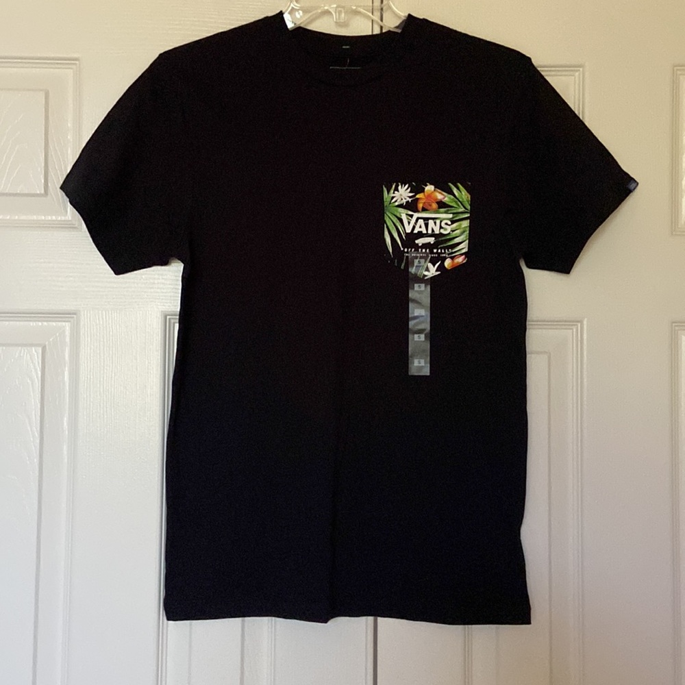 NWT Vans Floral Pocket T-shirt